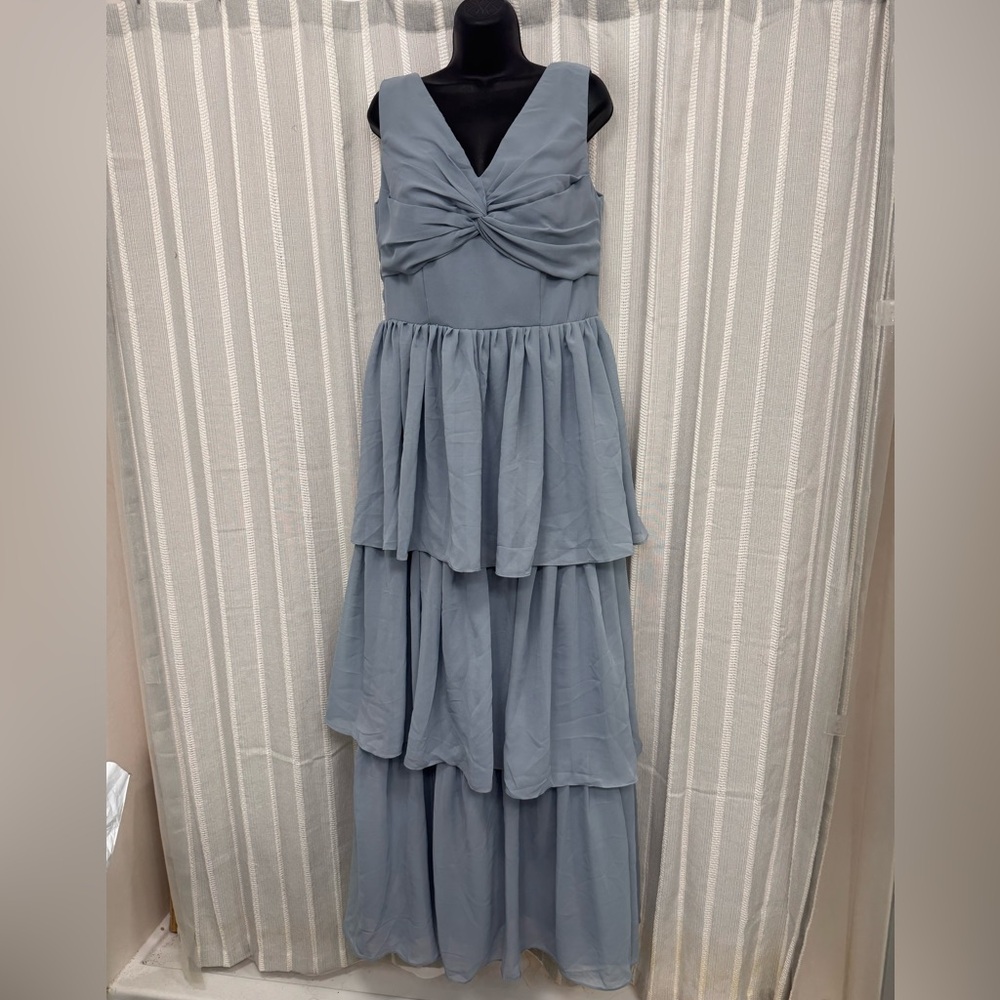 NWT Sleeveless Layered Maxi‎ Dress in Light Blue Corset Back Size Medium/Large